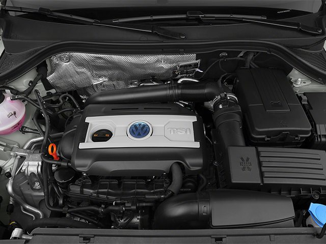 Used 2013 White Volkswagen S image 11