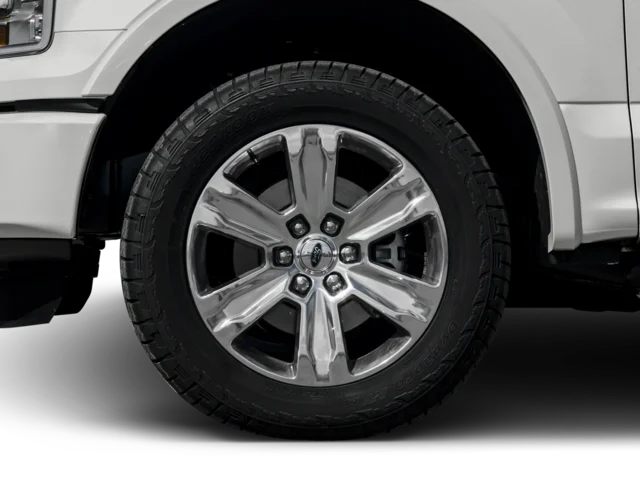 Used 2017 White Ford Platinum image 16