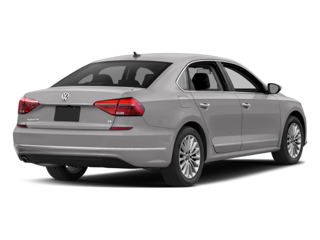 Used 2018 Silver Volkswagen 2.0T SE image 2
