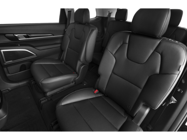 Used 2023 Red Kia S image 10