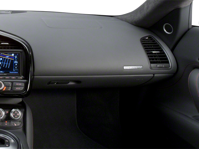 Used 2010  Audi 5.2L image 18