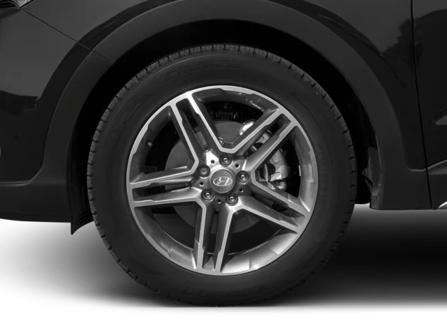 Used 2017 Silver Hyundai Limited image 17