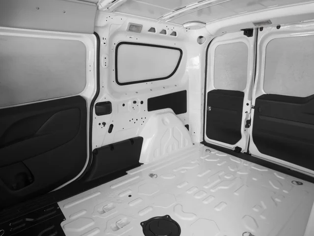 Used 2017 Bright White Ram Tradesman image 8
