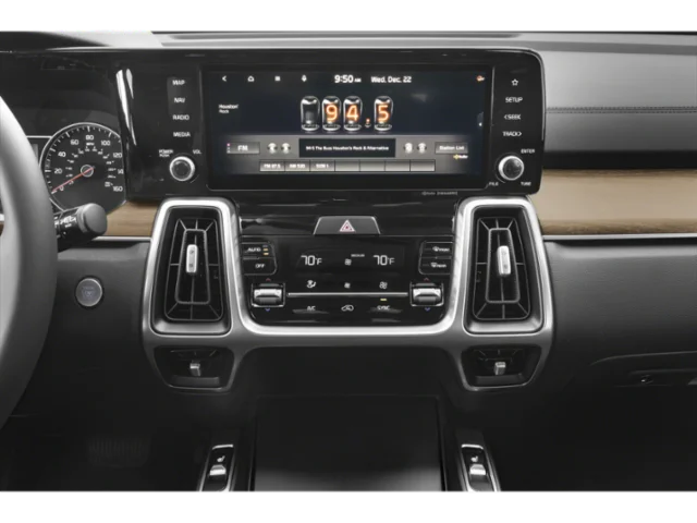 Certified Used 2022 Silver Kia EX image 7