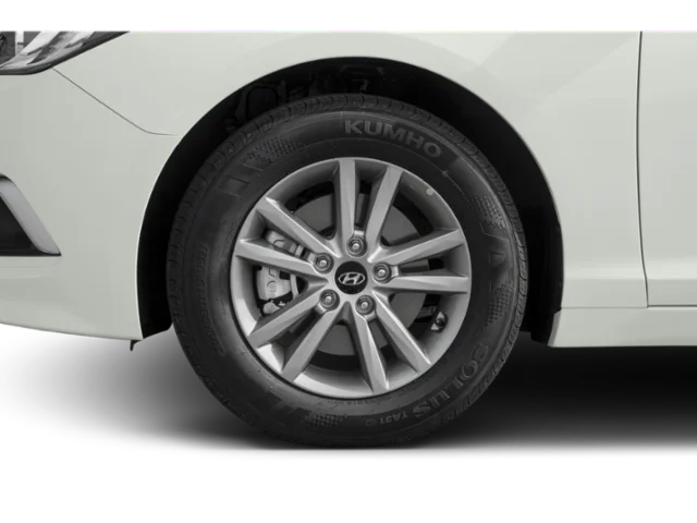 Used 2015 Black Hyundai SE image 8
