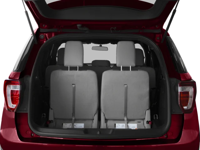 Used 2017  Ford Base image 12