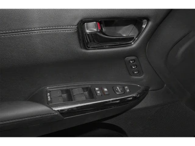 Used 2015 Silver Toyota Limited image 17