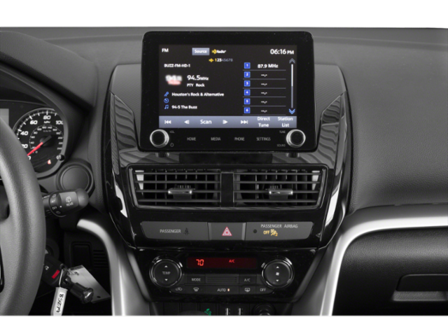 Used 2022 Silver Mitsubishi LE image 13