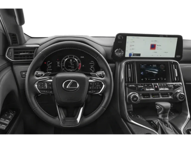 Used 2024 Green Lexus 600 Premium image 7