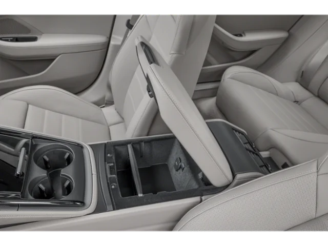 New 2026 Carrara White Metallic Porsche 4 E-Hybrid image 11
