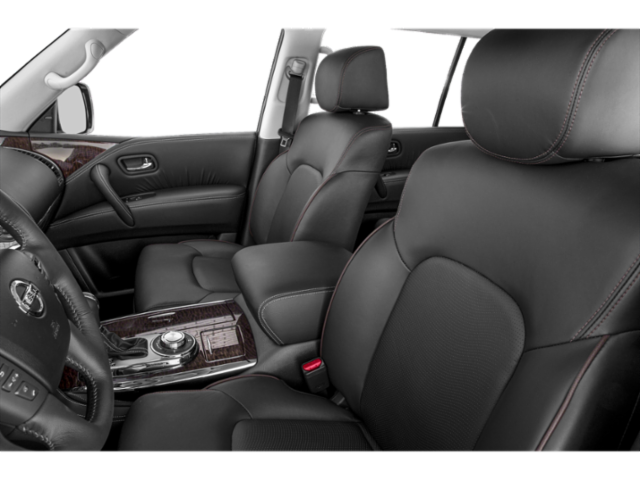 Used 2019 Black Nissan Platinum image 9
