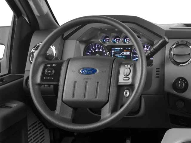 Used 2016 White Ford XL image 4