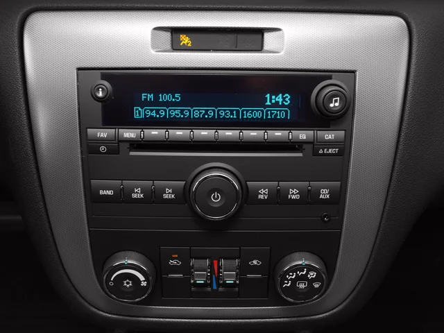 Used 2016 Black Chevrolet LT image 7