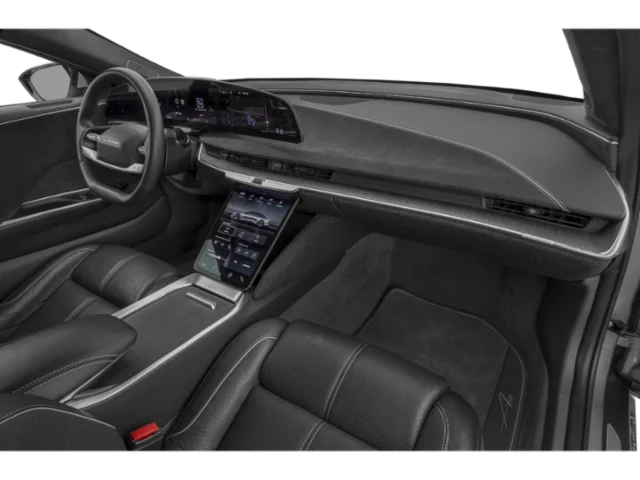 Used 2024  Lucid Pure image 14