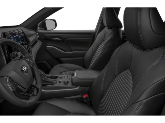 Used 2022  Toyota XLE image 9