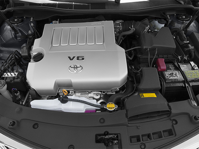 Used 2014 Gray Toyota XLE image 11
