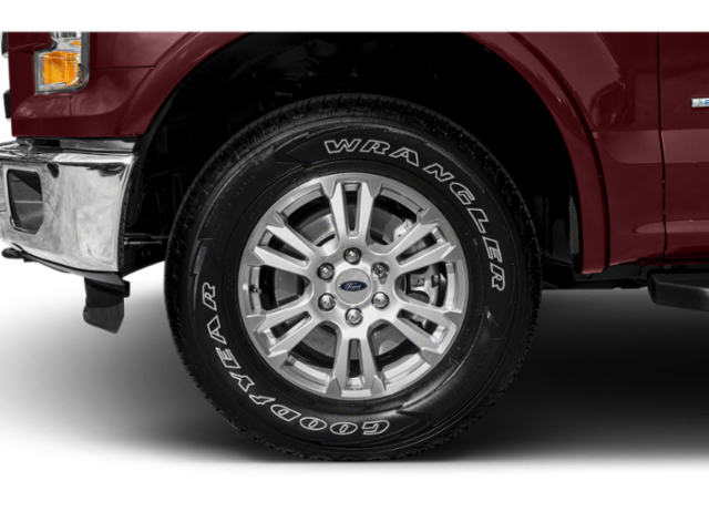 Used 2015 Tuxedo Black Metallic Ford Lariat image 9