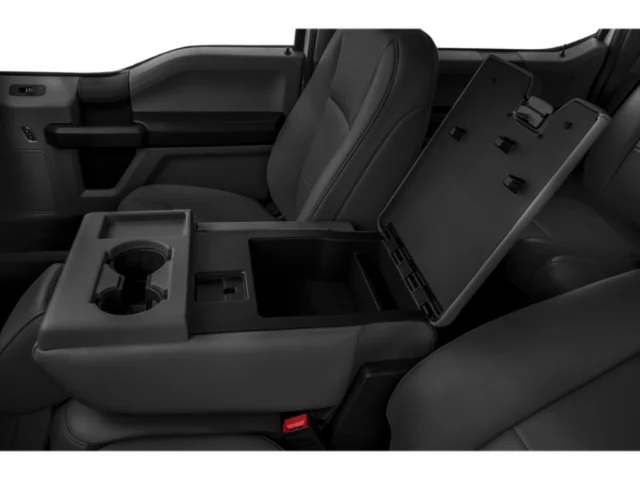 Used 2020  Ford XL image 14