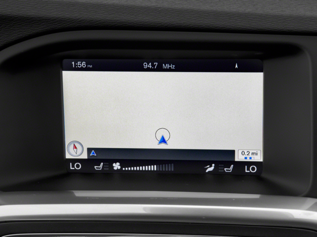 Used 2018 White Volvo T5 Dynamic image 19