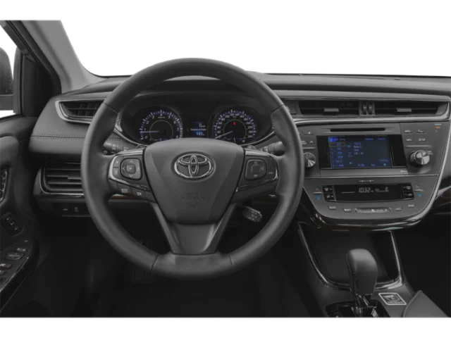 Used 2015 Silver Toyota Limited image 4