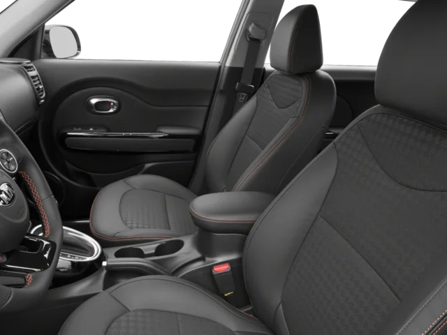 Used 2018 Silver Kia Exclaim image 6