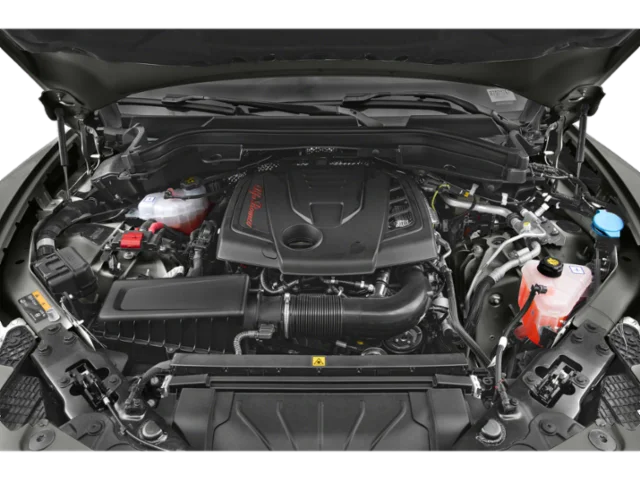 Used 2024 Alfa Rosso Alfa Romeo Quadrifoglio Carbon image 9