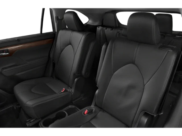 Used 2022 Wind Chill Pearl Toyota Limited image 16