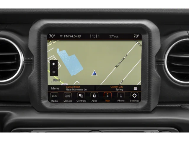 Used 2022 Black Clearcoat Jeep High Altitude image 13