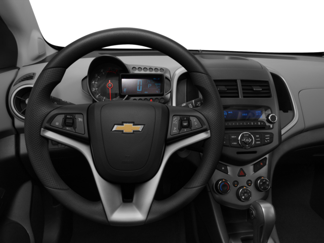 2016 Chevrolet Sonic LT - Photo 9