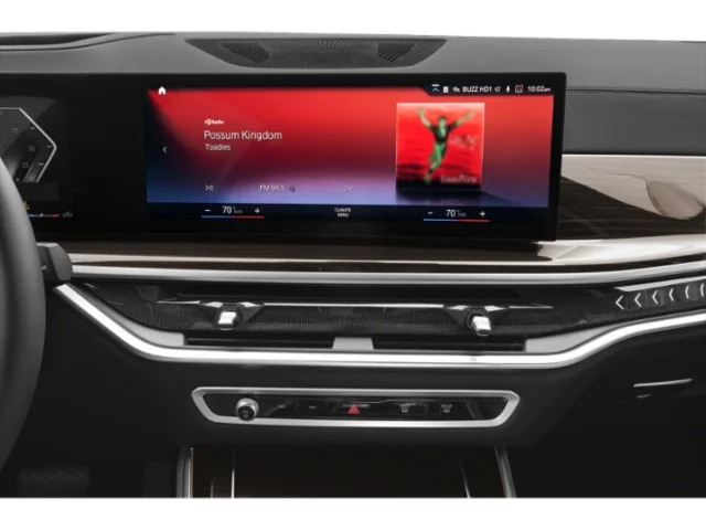 Used 2025 Black BMW xDrive40i image 14