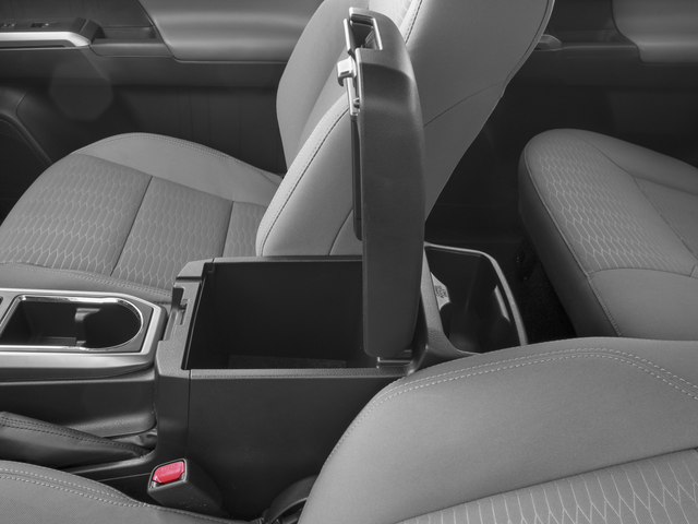 2016 Toyota Tacoma SR5 - Photo 15