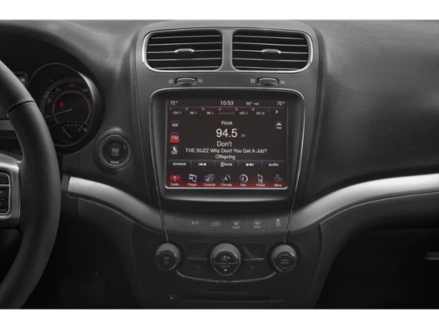 Used 2020 Pitch Black Clearcoat Dodge Crossroad image 7