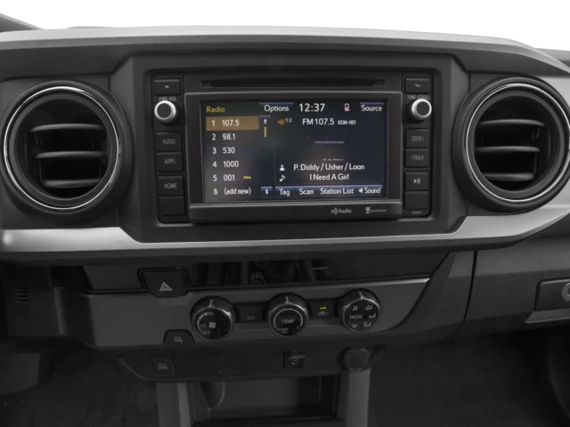 Used 2017 White Toyota SR5 image 7