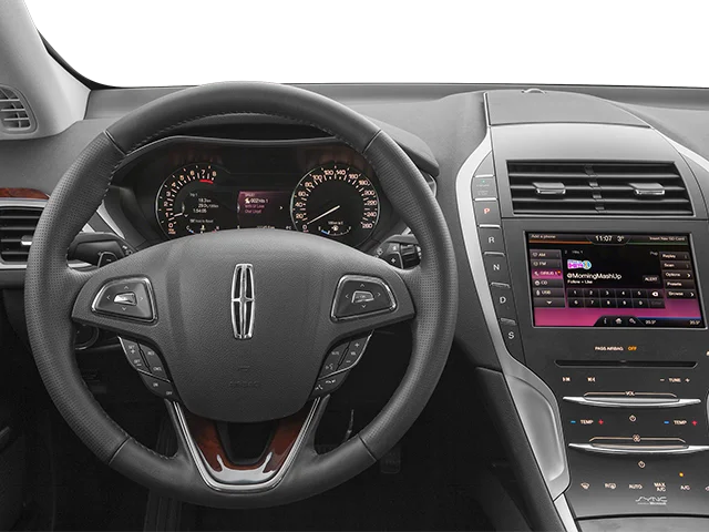 Used 2014 Silver Lincoln Base image 10