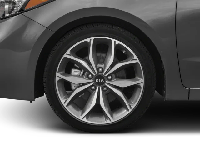 Used 2017 Silver Kia LX image 8