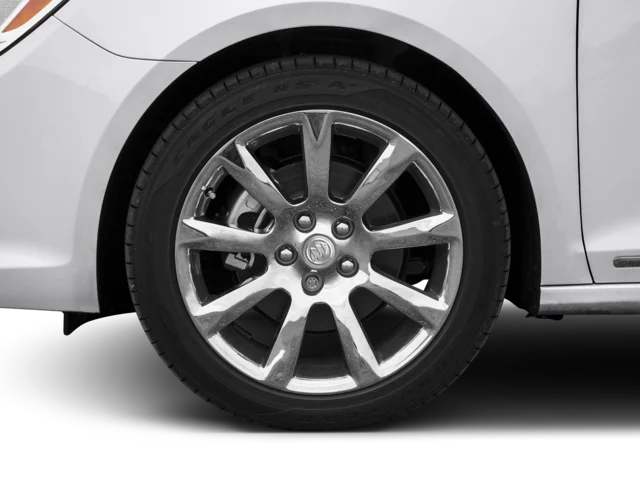 Used 2016 Silver Buick Sport Touring image 9