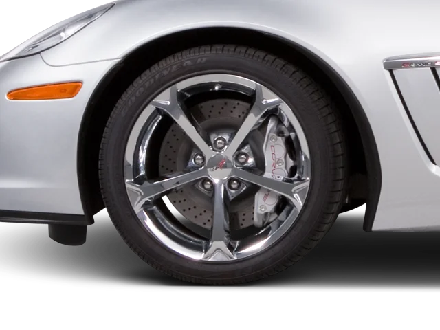 Used 2013 Red Chevrolet Grand Sport image 9