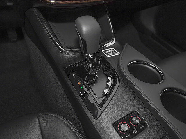 Used 2013 Champagne Toyota Limited image 9
