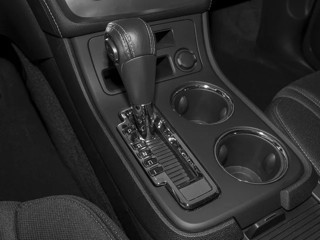 Used 2016 Ebony Twilight Metallic GMC SLE-1 image 8