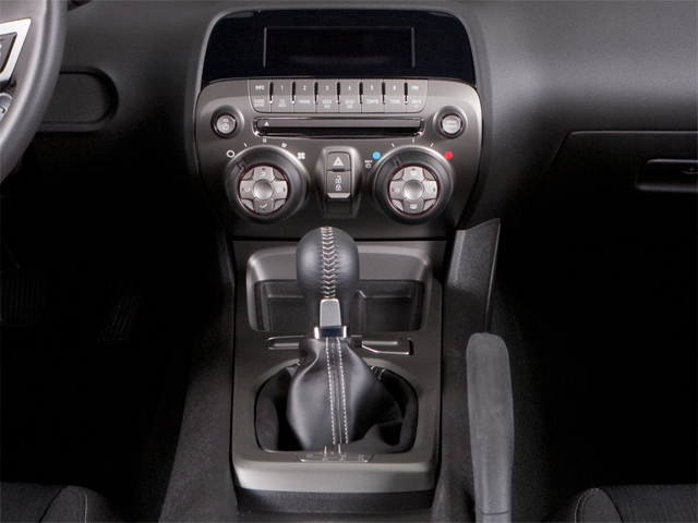 Used 2010 Black Chevrolet 2LT image 9