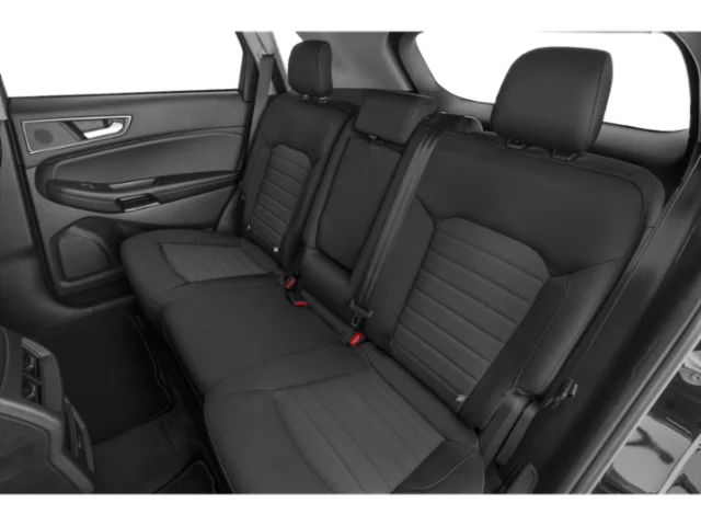 Used 2022 White Ford SE image 18
