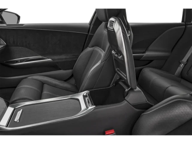 Used 2024  Lucid Pure image 13
