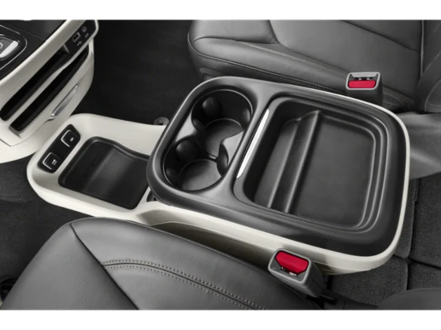 Used 2020 Gray Chrysler Limited image 12