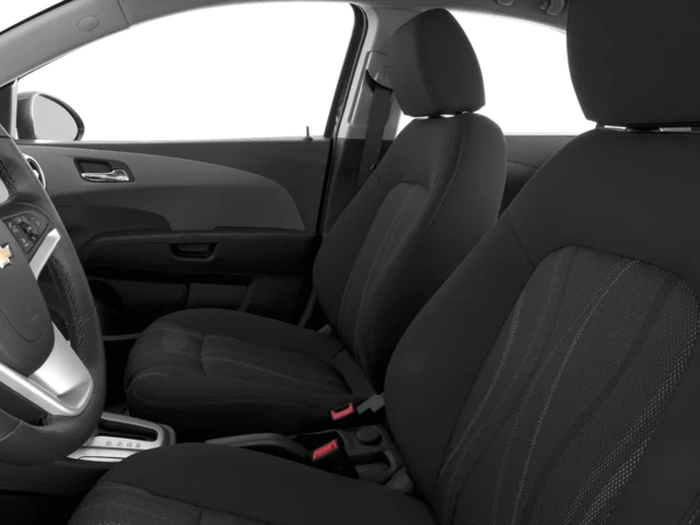Used 2017 Silver Chevrolet LT image 6