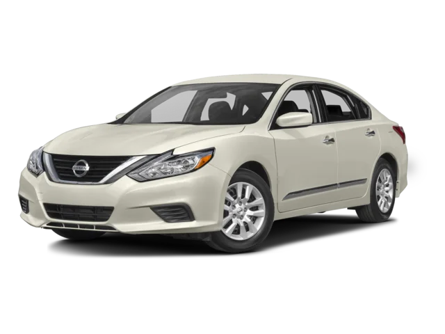 Used 2016 White Nissan 2.5 S image 5