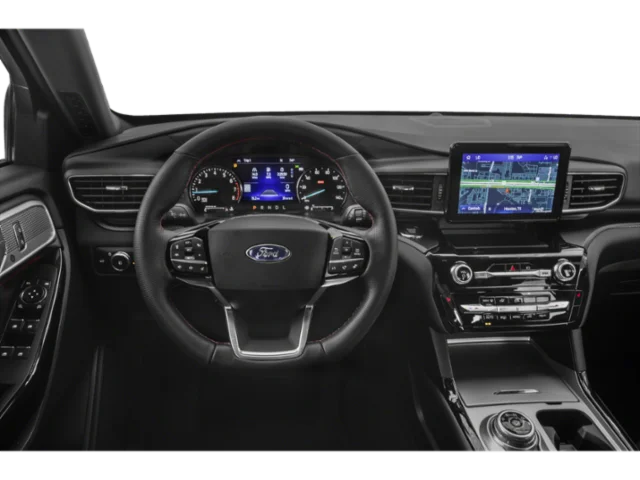 Used 2023 Agate Black Metallic Ford ST-Line image 4