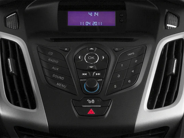 Used 2014 White Ford SE image 9