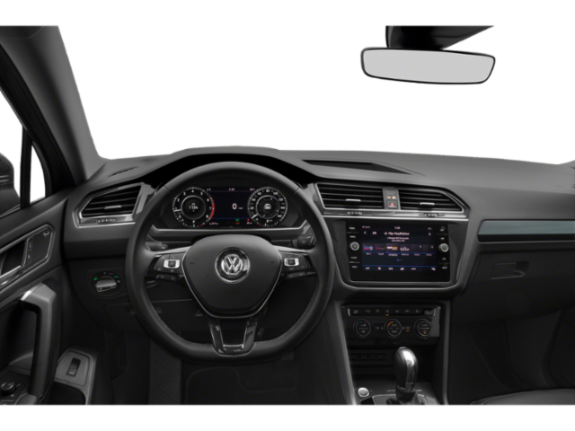 Used 2018 Platinum Gray Metallic Volkswagen SEL image 4
