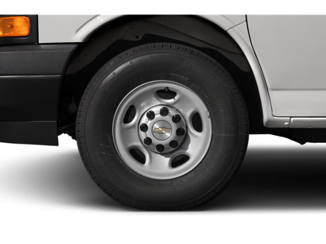 Used 2021 Summit White Chevrolet  image 8