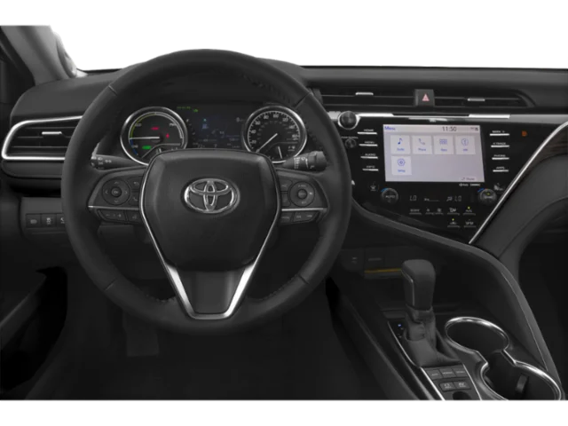 Used 2020 Super White Toyota LE image 4